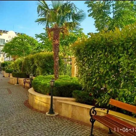 Apartments * Ravda